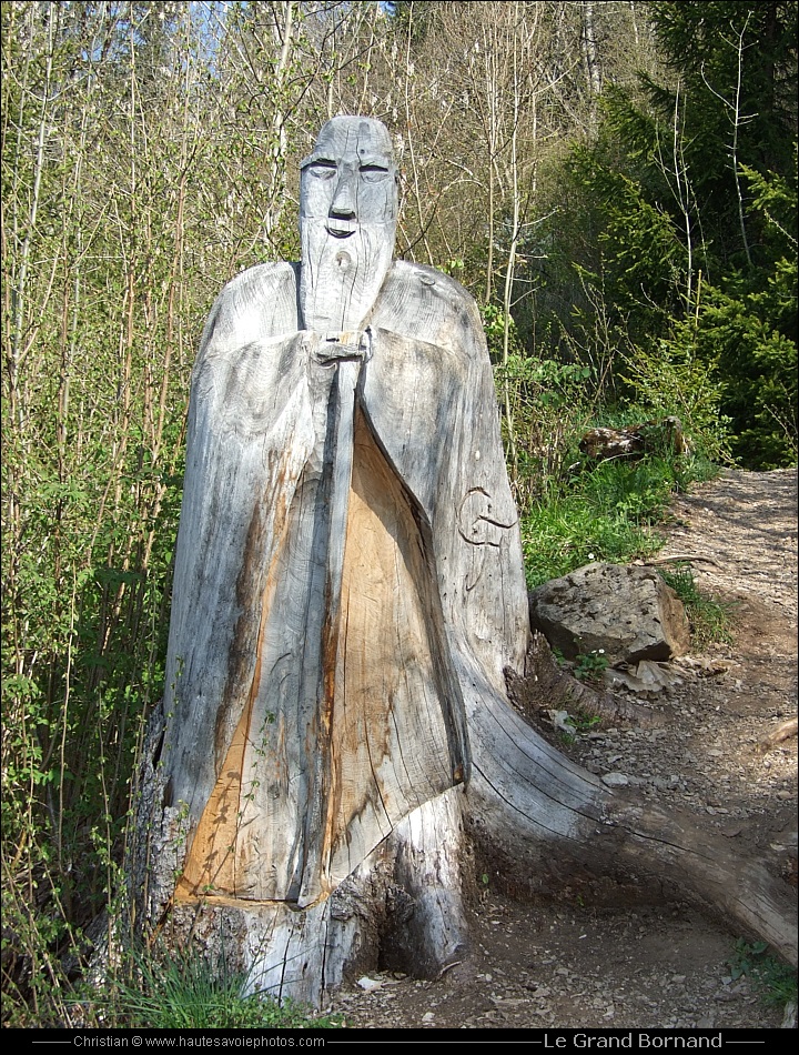 Sculpture en bois La Gardienne de La Forêt, En bois